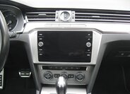 Volkswagen Passat 25