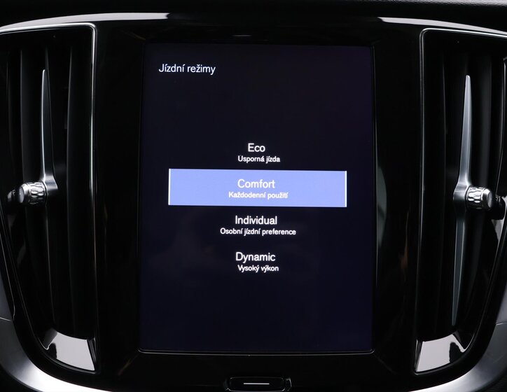 Volvo V60 Kombi 2,0 l 140 kw