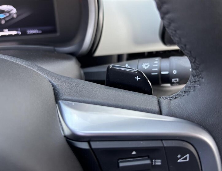 Fiat 600 SUV / Terénní 1,2 l 100 kw