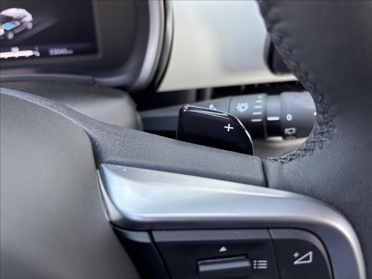 Fiat 600 SUV / Terénní 1,2 l 100 kw