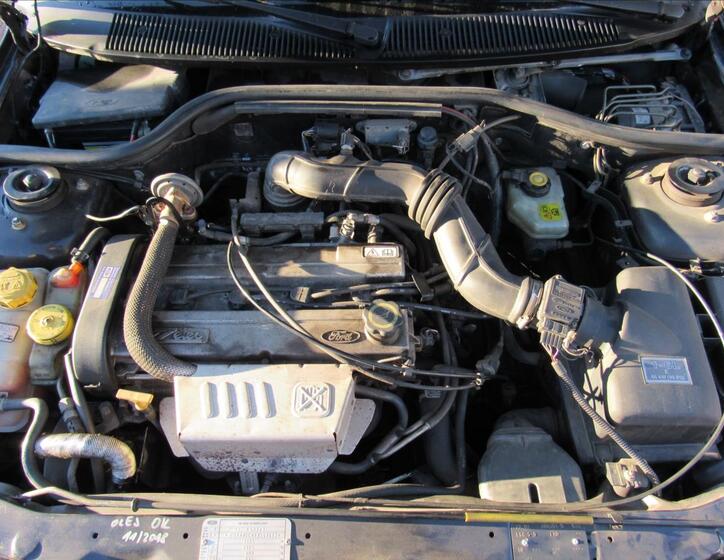 Ford Escort 25