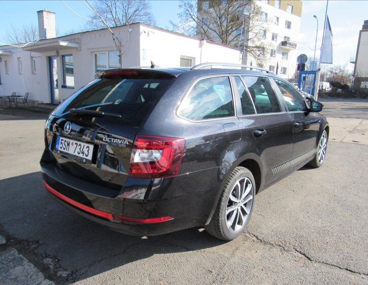 Škoda Octavia Kombi 2,0 l 110 kw
