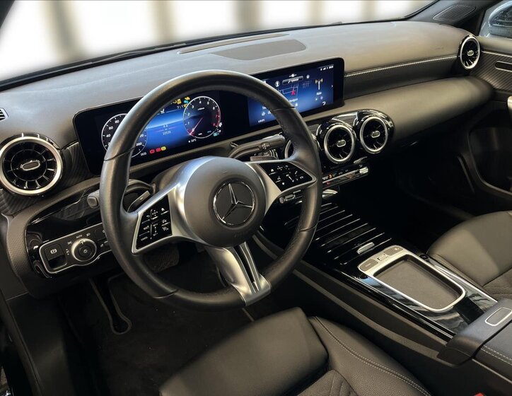 Mercedes-Benz Třídy A 9