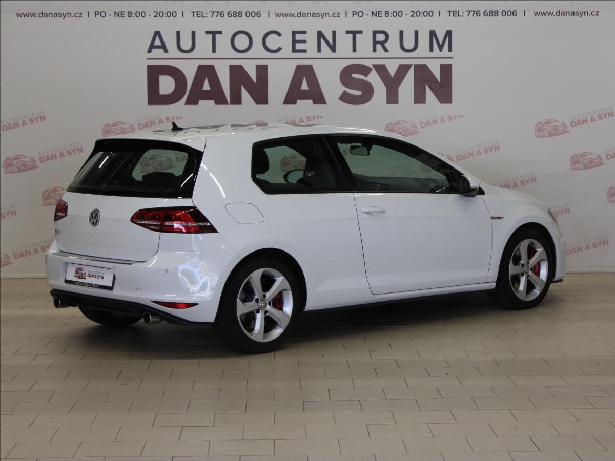 Volkswagen Golf Hatchback 2,0 l 169 kw