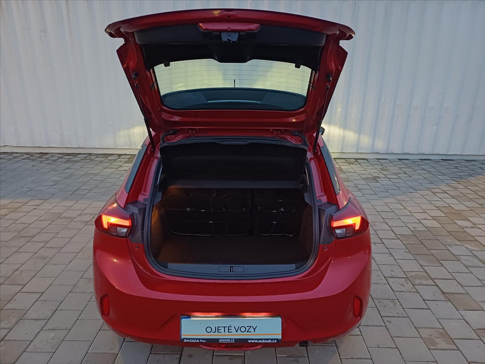 Opel Corsa Hatchback 1,2 l 74 kw