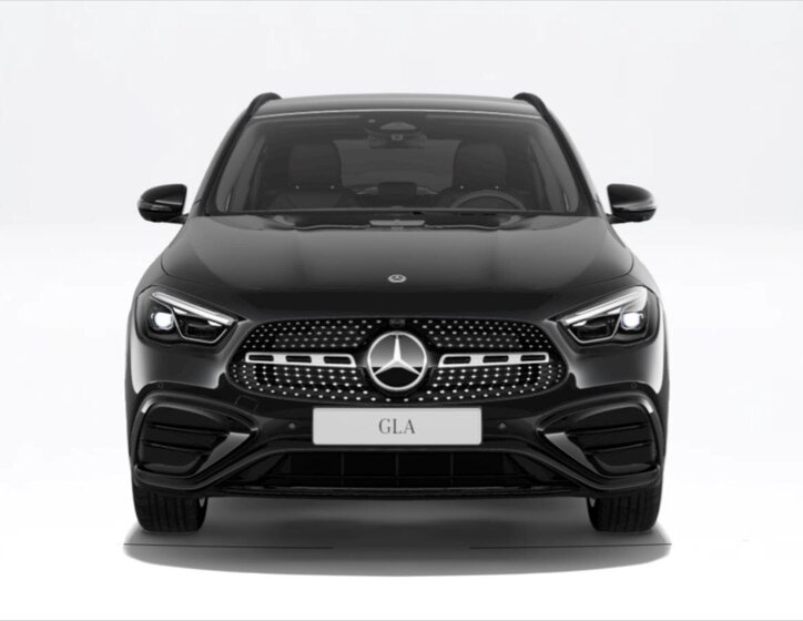 Mercedes-Benz GLA SUV / Terénní 1,3 l 120 kw