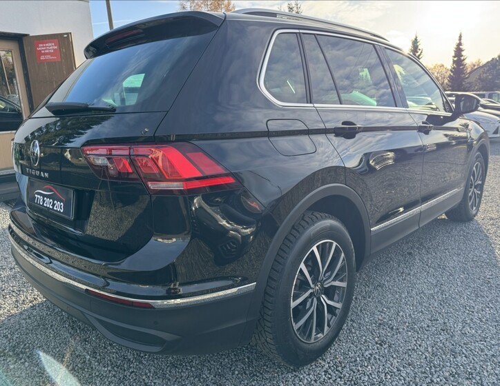Volkswagen Tiguan 7