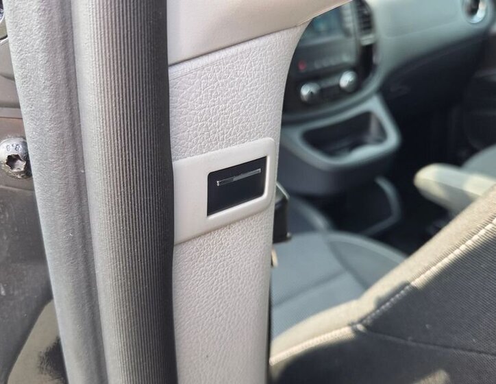 Mercedes-Benz Vito VAN / Minibus 2,0 l 174 kw