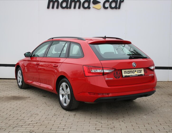 Škoda Superb Kombi 1,4 l 110 kw