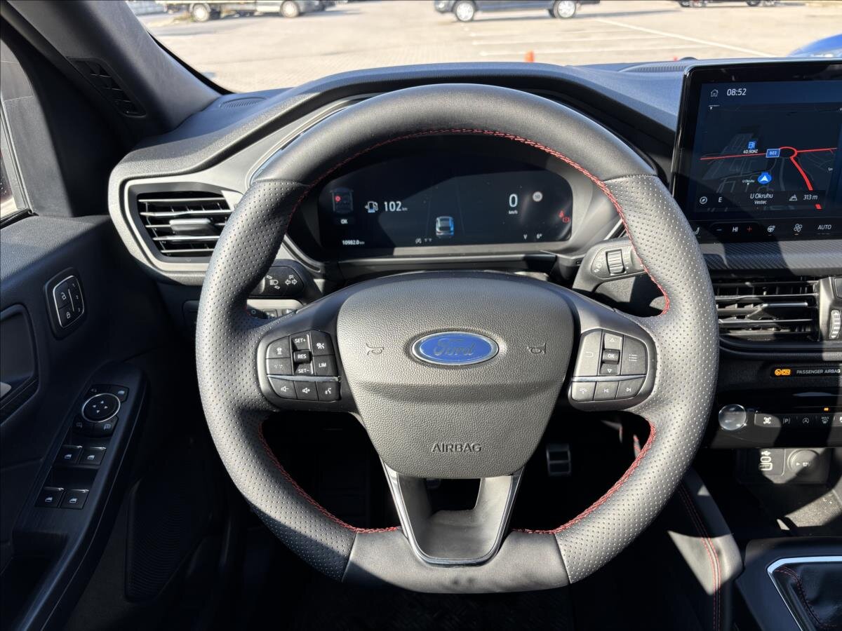 Ford Kuga SUV / Terénní 1,5 l 110 kw