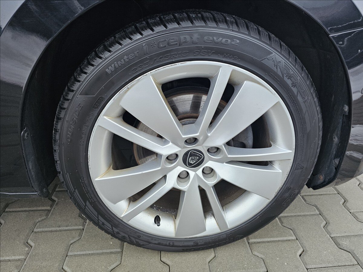 Škoda Superb Kombi 2,0 l 110 kw