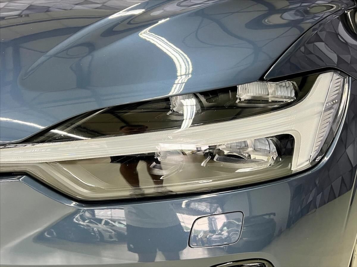 Volvo XC60 SUV 2,0 l 186 kw