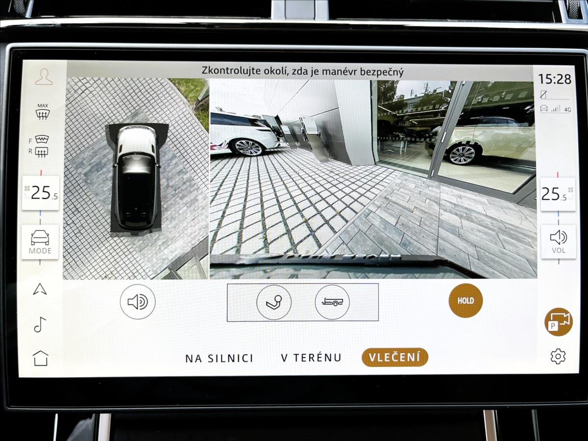 Land Rover Range Rover Velar SUV / Terénní 2,0 l 150 kw