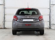 Peugeot 208 Hatchback 1,2 l 61 kw
