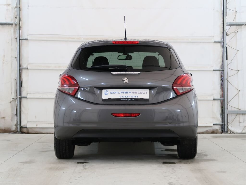 Peugeot 208 Hatchback 1,2 l 61 kw