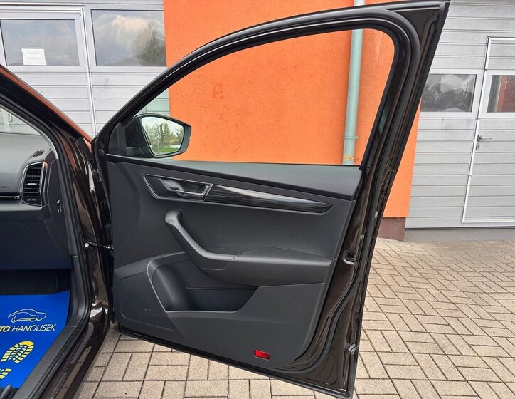 Škoda Karoq SUV / Terénní 2,0 l 110 kw