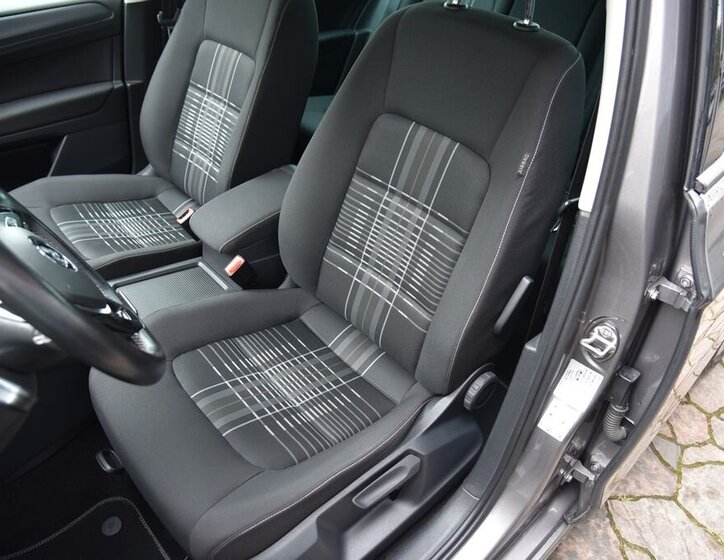 Volkswagen Golf Sportsvan MPV 1,2 l 81 kw