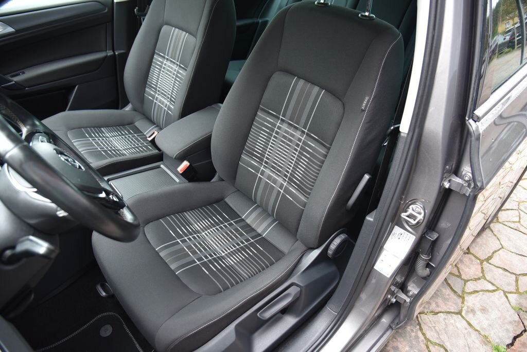 Volkswagen Golf Sportsvan MPV 1,2 l 81 kw