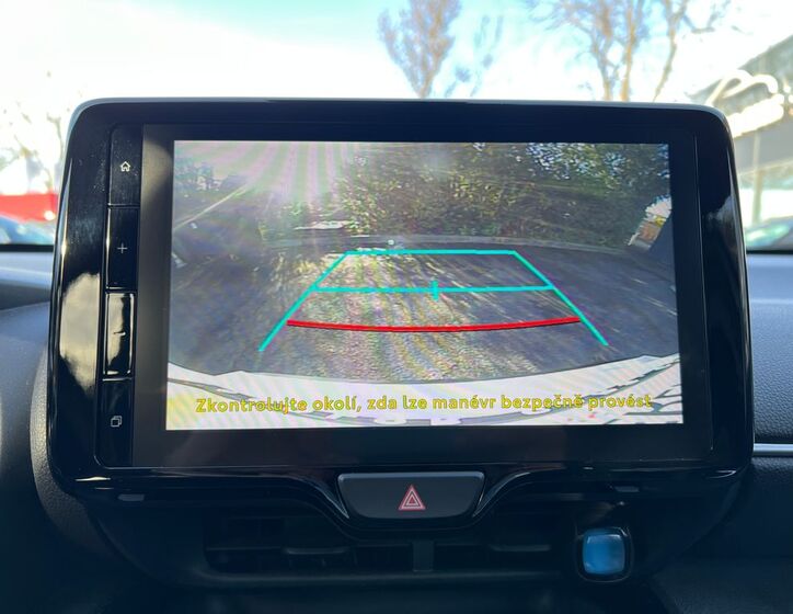 Toyota Yaris Cross 15