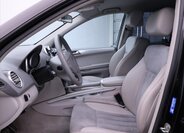 Mercedes-Benz Třídy M SUV 3,2 l 165 kw