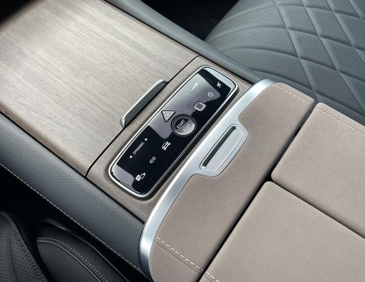 Mercedes-Benz EQS 15