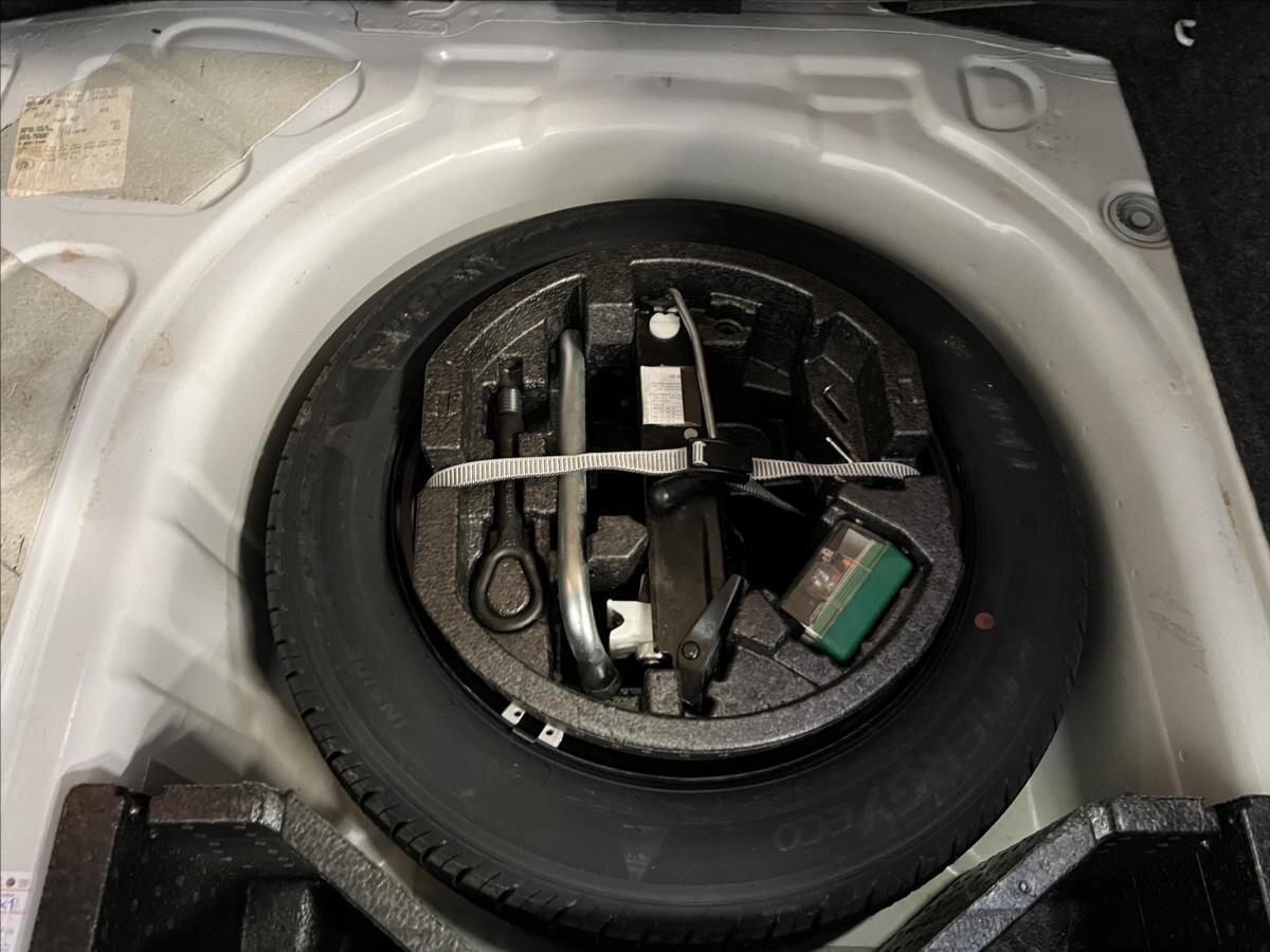 Škoda Rapid Liftback 1,2 l 66 kw