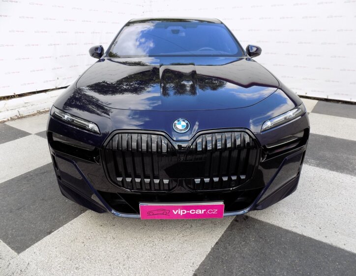BMW Řada 7 4