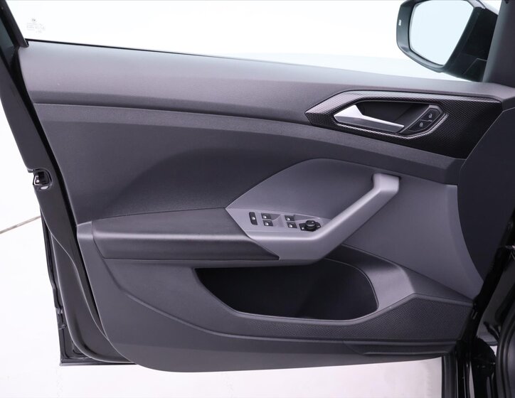 Volkswagen T-Cross SUV 999,0 70 kw