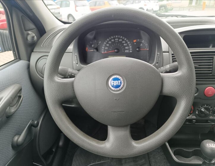 Fiat Punto Hatchback 1,2 l 44 kw