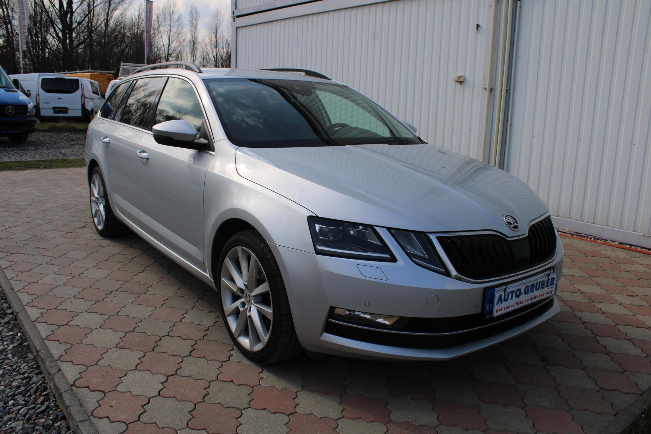 Škoda Octavia Kombi 2,0 l 110 kw