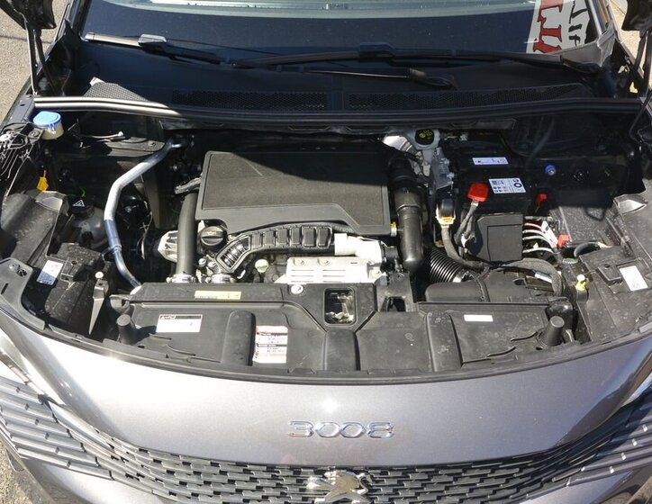 Peugeot 3008 SUV / Terénní 1,2 l 96 kw