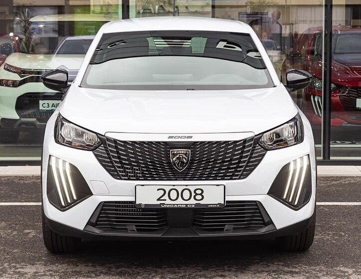 Peugeot 2008 SUV 1,2 l 81 kw