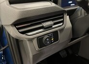 Volkswagen Caravelle 19