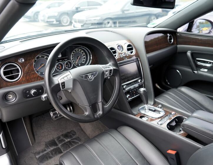 Bentley Flying Spur 28