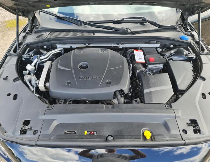 Volvo V90 38