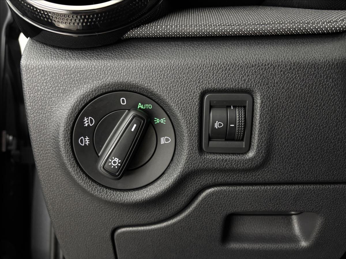 Škoda Fabia Hatchback 999,0 85 kw