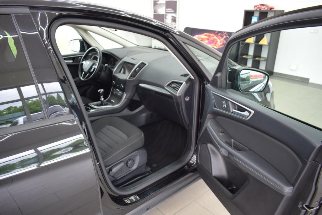 Ford S-MAX MPV 2,0 l 110 kw