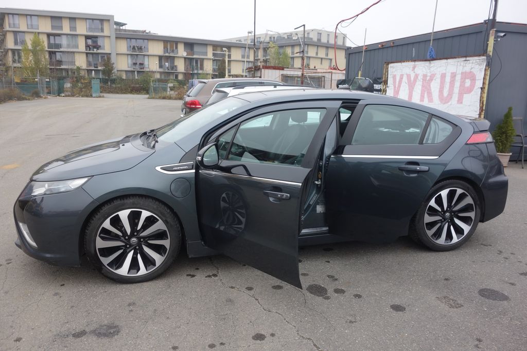 Opel Ampera