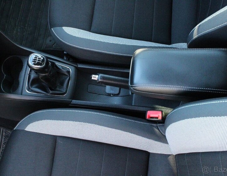 Škoda Rapid Sedan / Limuzína 0,0 81 kw