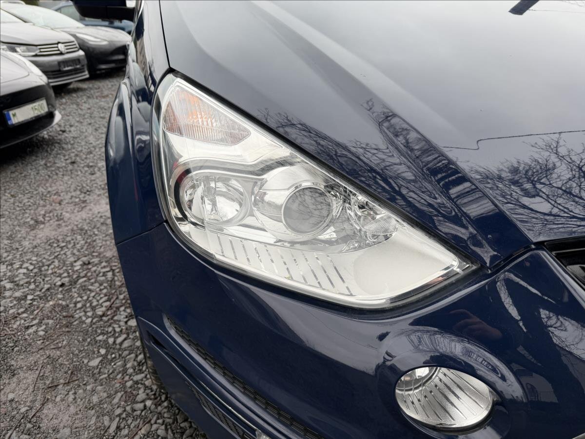 Ford S-MAX MPV 2,2 l 147 kw