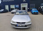 Peugeot 406 Sedan / Limuzína 2,0 l 80 kw
