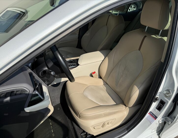 Toyota Camry Sedan / Limuzína 2,5 l 131 kw