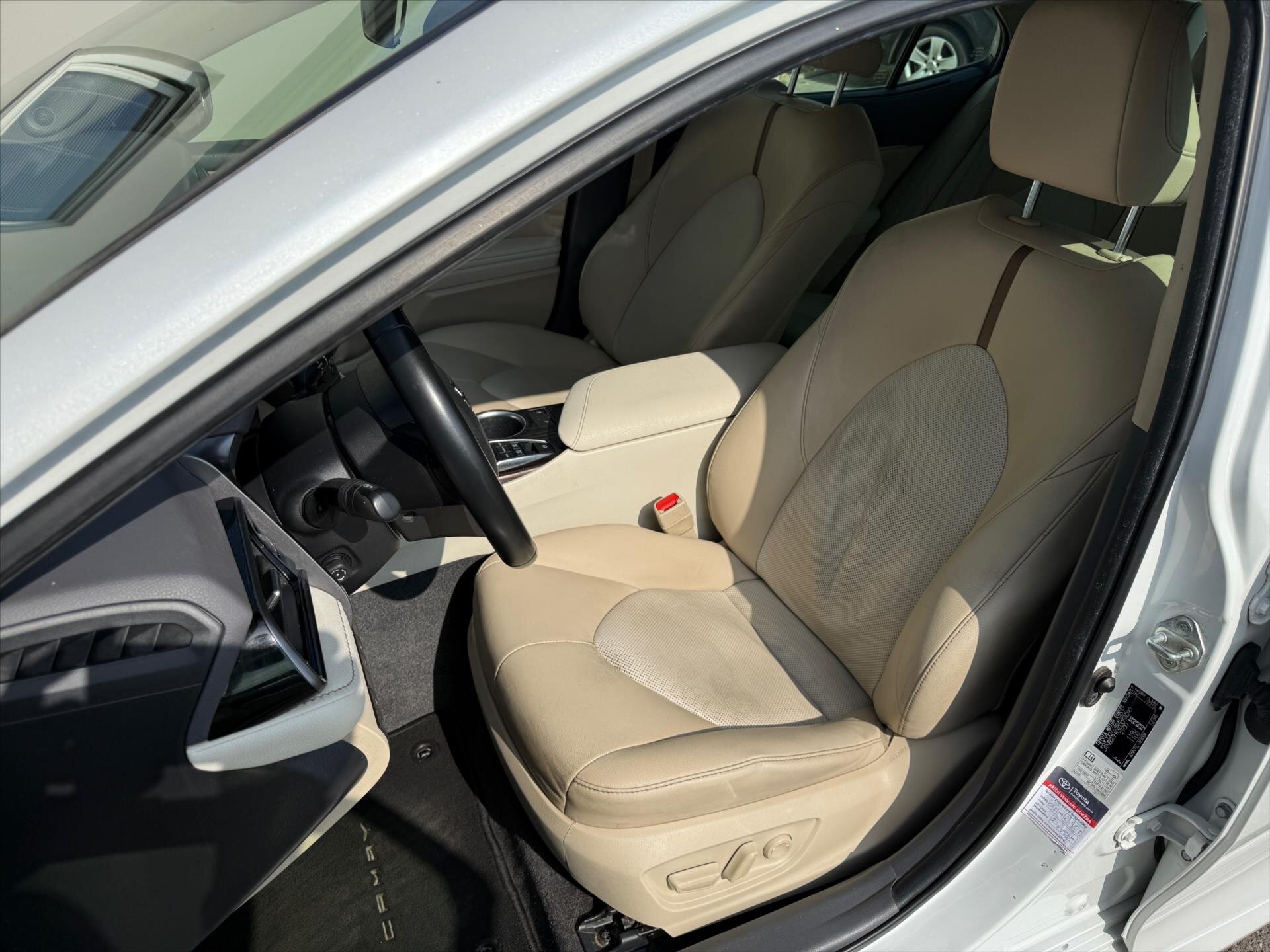 Toyota Camry Sedan / Limuzína 2,5 l 131 kw