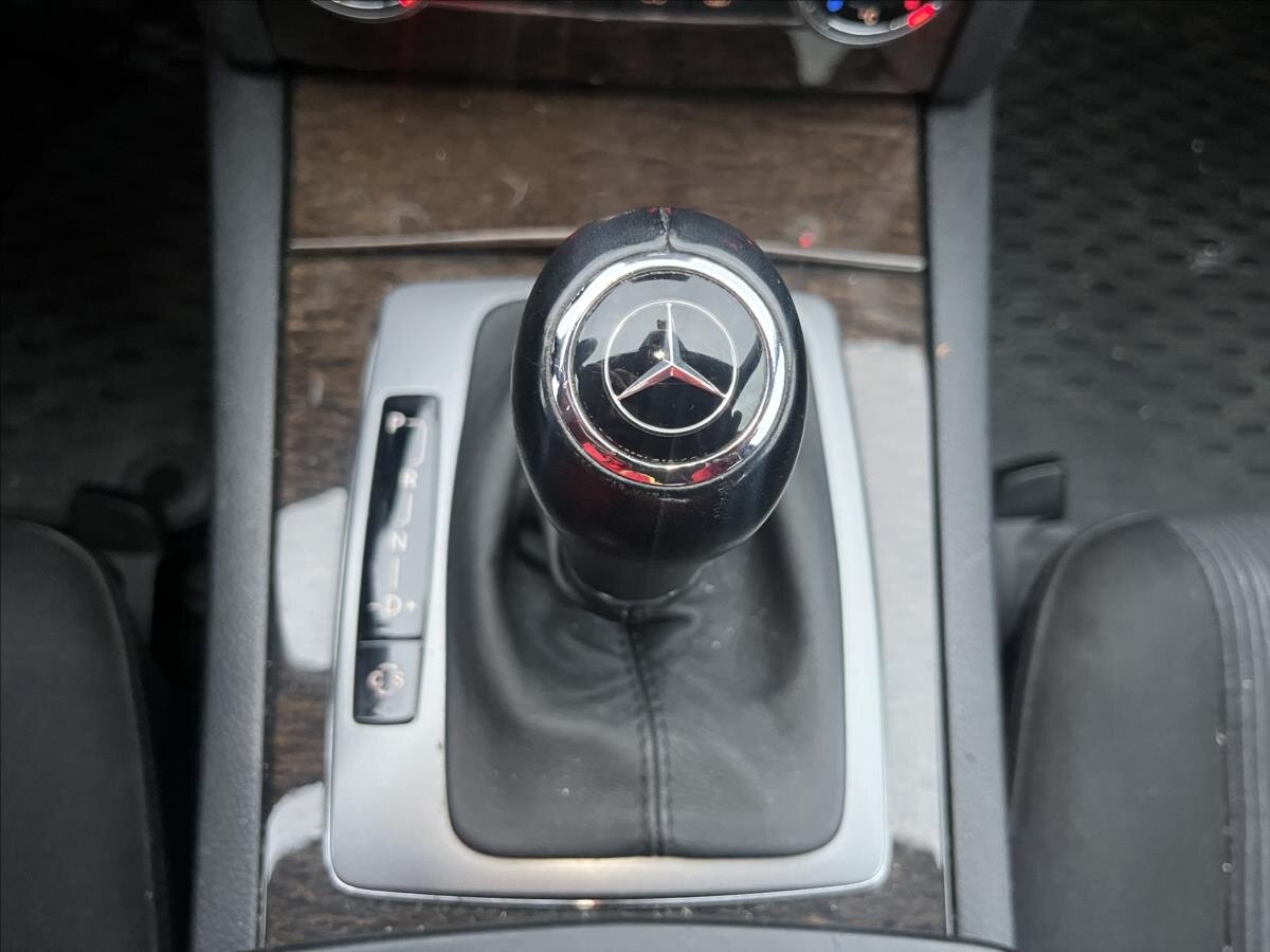 Mercedes-Benz Třídy C Sedan / Limuzína 3,0 l 170 kw