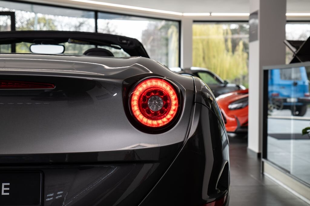 Ferrari California Kabriolet 3,9 l 412 kw