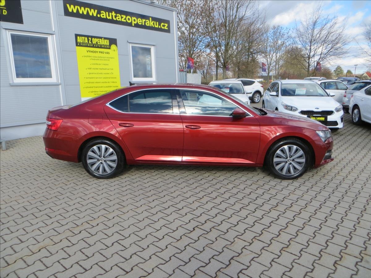 Škoda Superb Liftback 1,4 l 115 kw