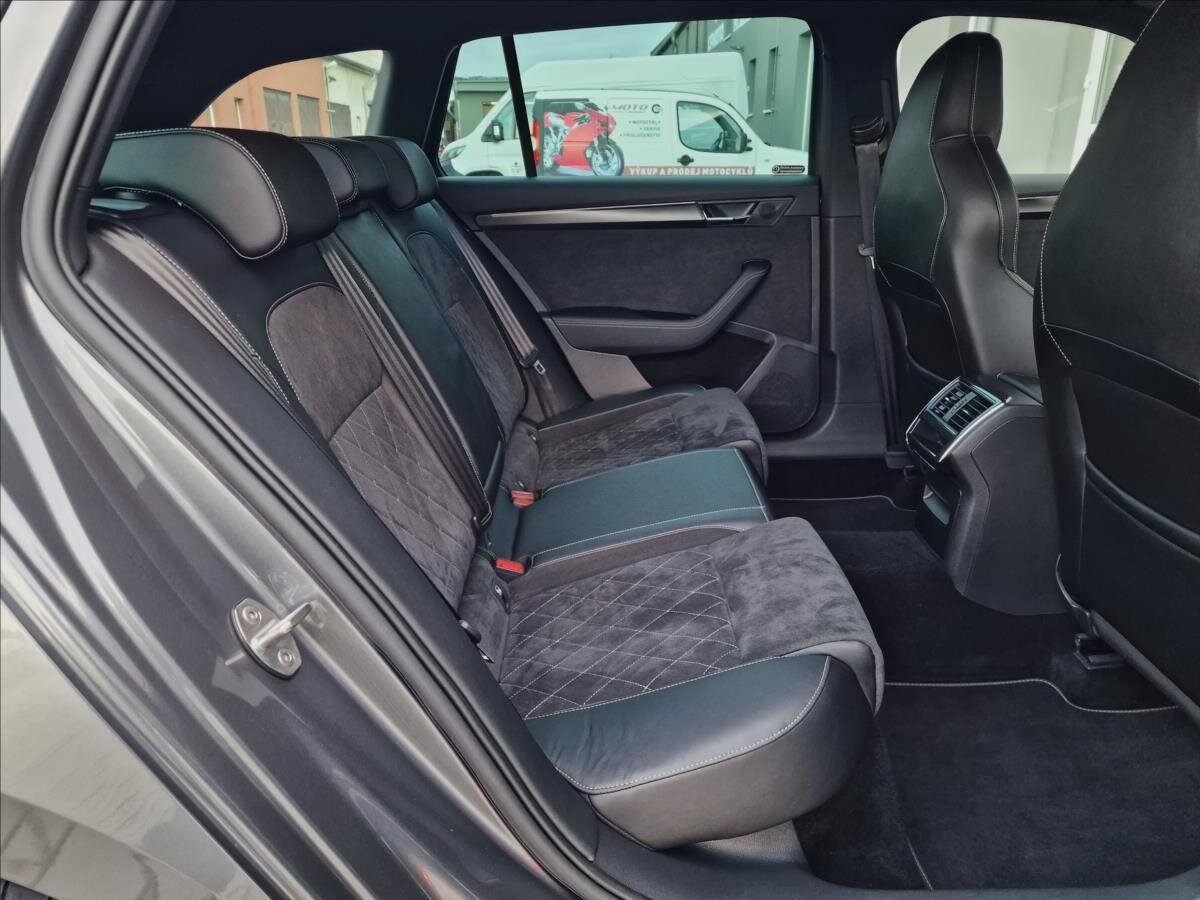 Škoda Superb Kombi 2,0 l 110 kw