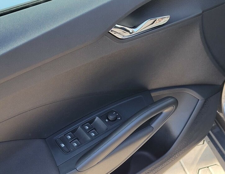 Škoda Fabia Hatchback 999,0 59 kw