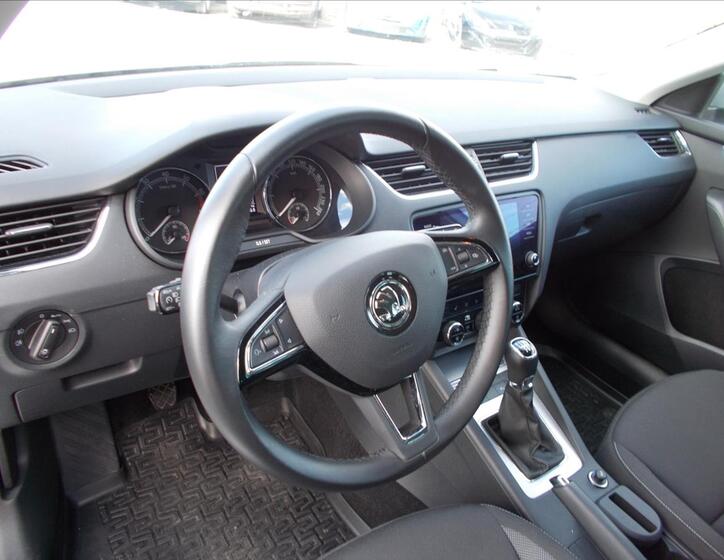 Škoda Octavia 21