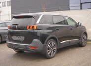 Peugeot 5008 SUV 1,2 l 96 kw